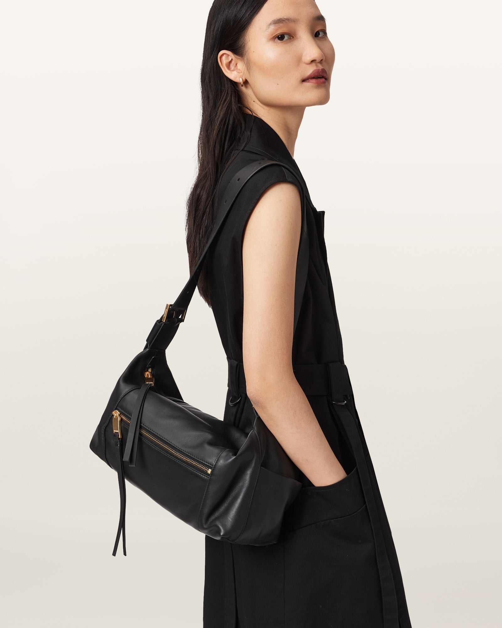 Vega Leder-Schultertasche
