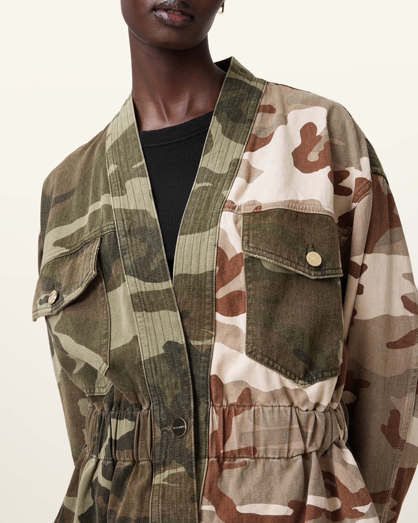 Amelia Camo-Jacke