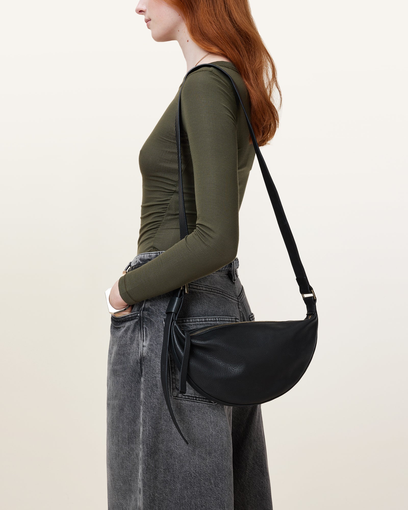 Halbmond-Leder-Crossbody-Tasche
