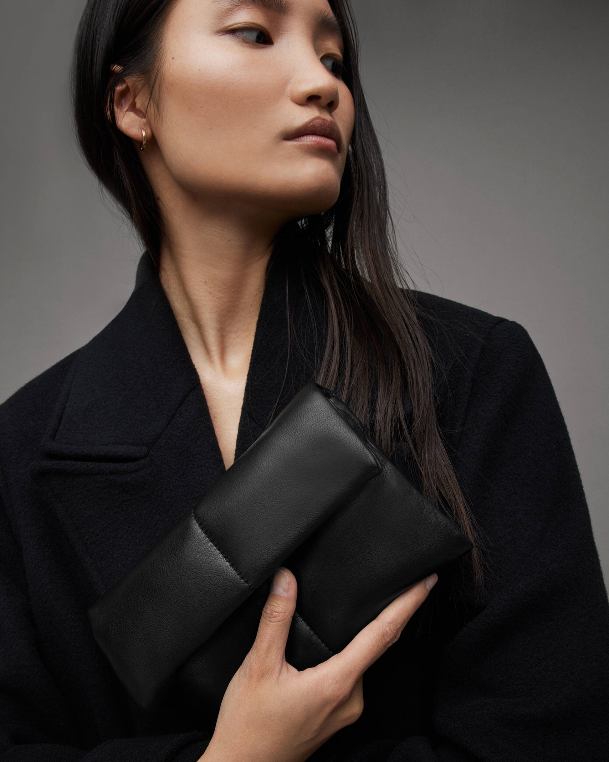 Ezra Leder-Quilted Umhängetasche
